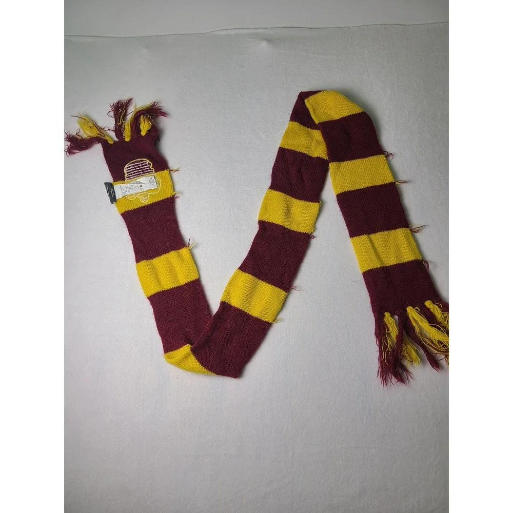 Harry Potter Gryffindor Scarf OS Burgundy Gold Knit House Crest Rubies Costume